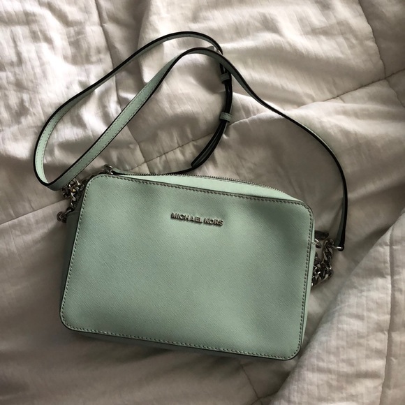 Michael Kors purse - Picture 1 of 1